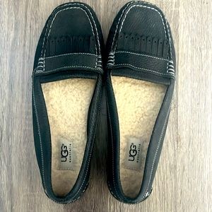 UGG Australian Sheep Skin Moccasin 8.5